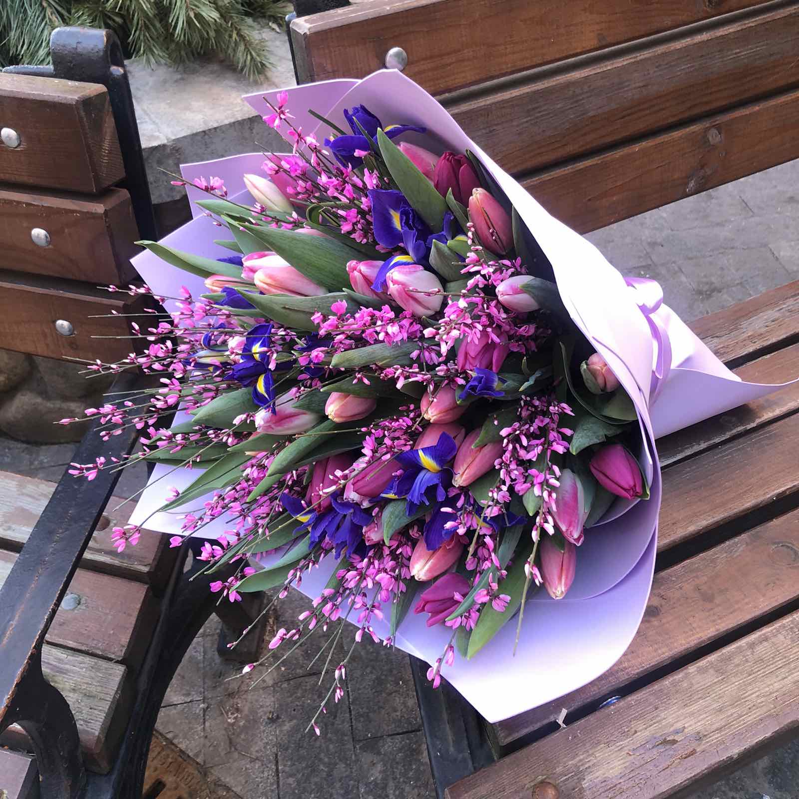 Букет из тюльпанов